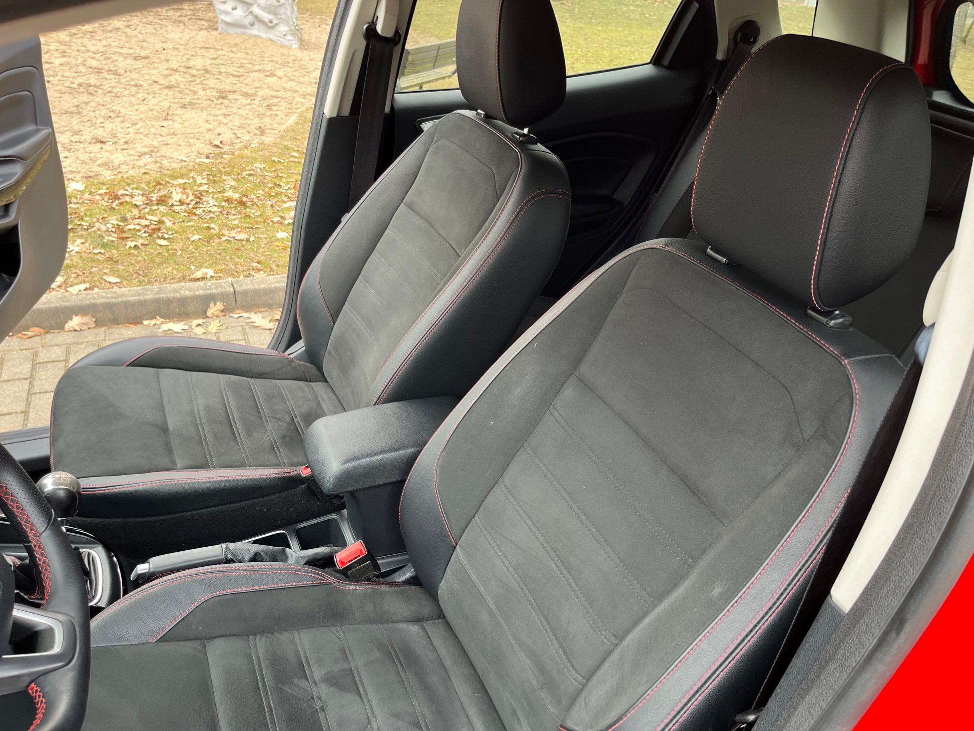 Ford EcoSport 1.0 EcoBoost ST-Line Black