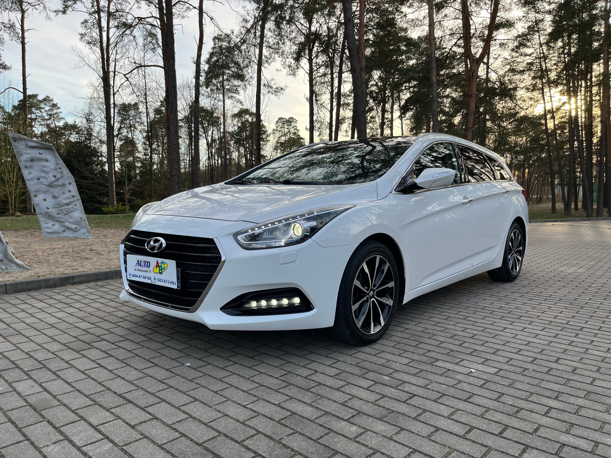 Hyundai i40 Kombi blue 1.7 CRDi DCT Premium