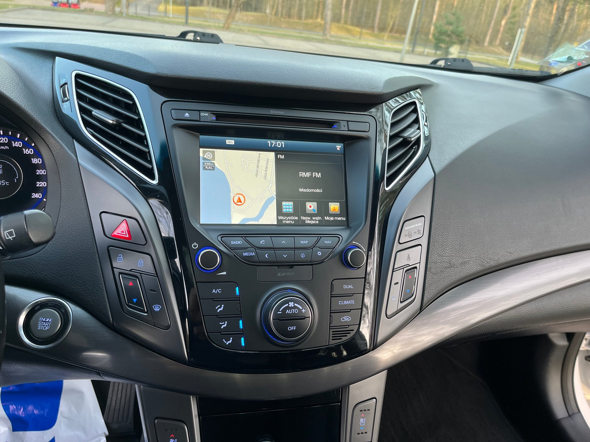 Hyundai i40 Kombi blue 1.7 CRDi DCT Premium